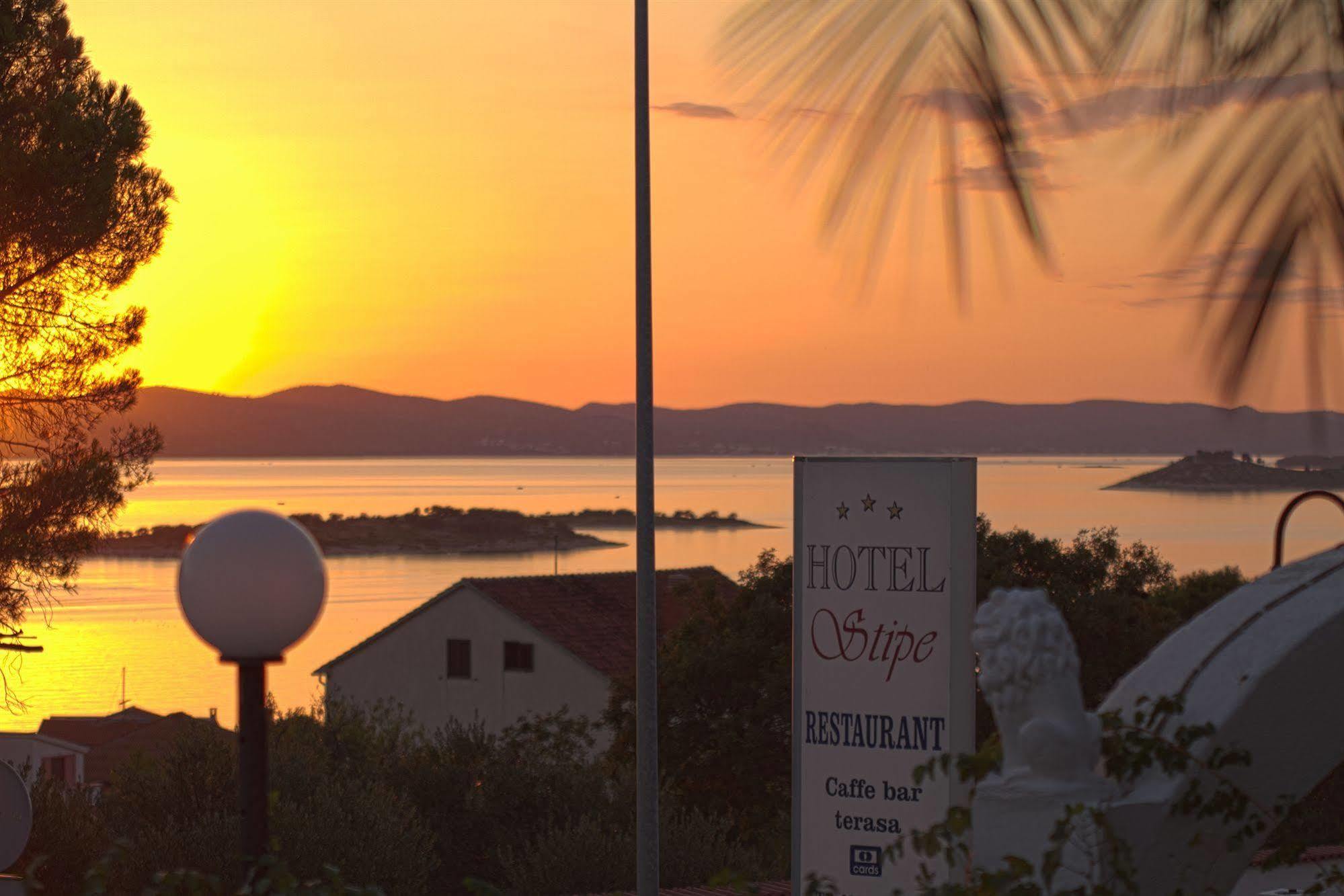 Hotel Stipe Drage Exteriör bild